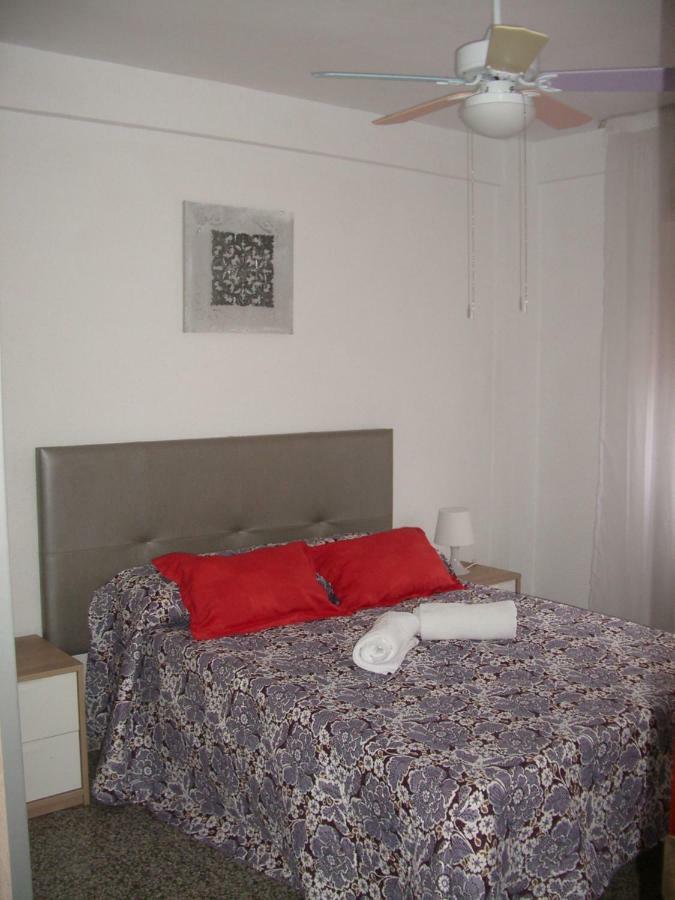 Paseo Maritimo De Poniente Apartment มาลากา ภายนอก รูปภาพ