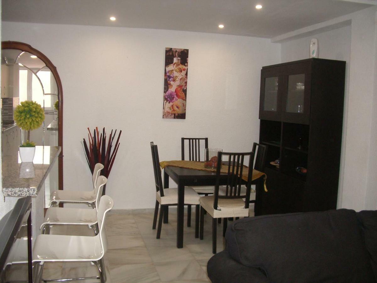 Paseo Maritimo De Poniente Apartment มาลากา ภายนอก รูปภาพ