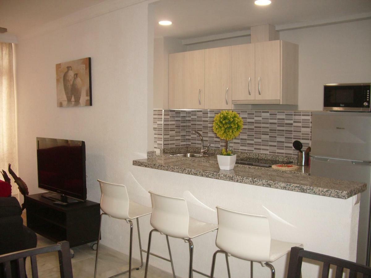 Paseo Maritimo De Poniente Apartment มาลากา ภายนอก รูปภาพ