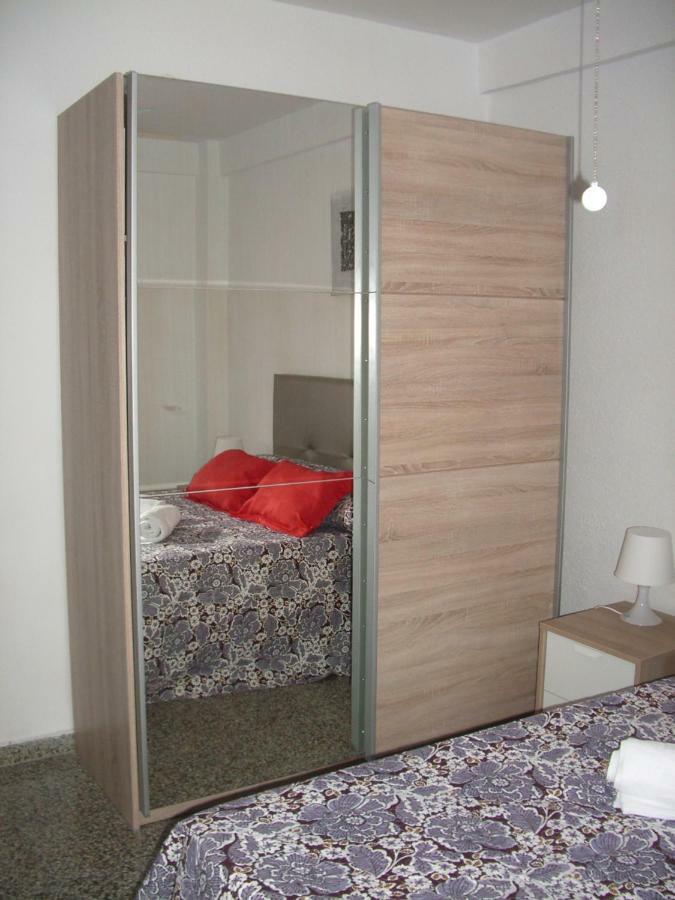 Paseo Maritimo De Poniente Apartment มาลากา ภายนอก รูปภาพ